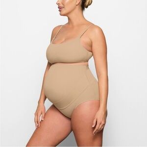 SKIMS Tan Maternity Bra